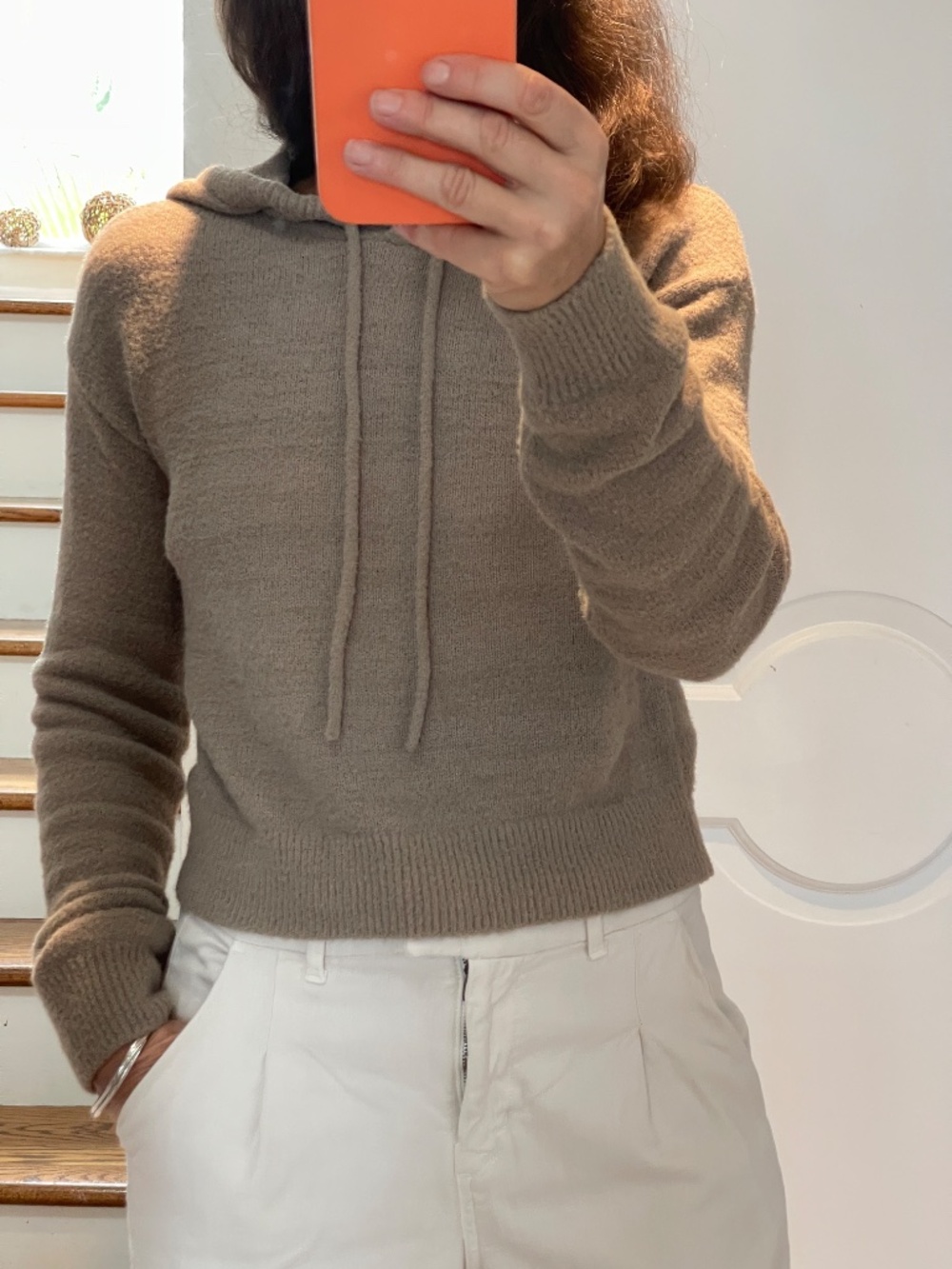 SO beige knit cropped hoodies women S